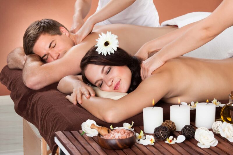 massaggio in coppia Massaggio: cos'è e a che cosa serve