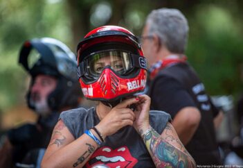 donne in moto